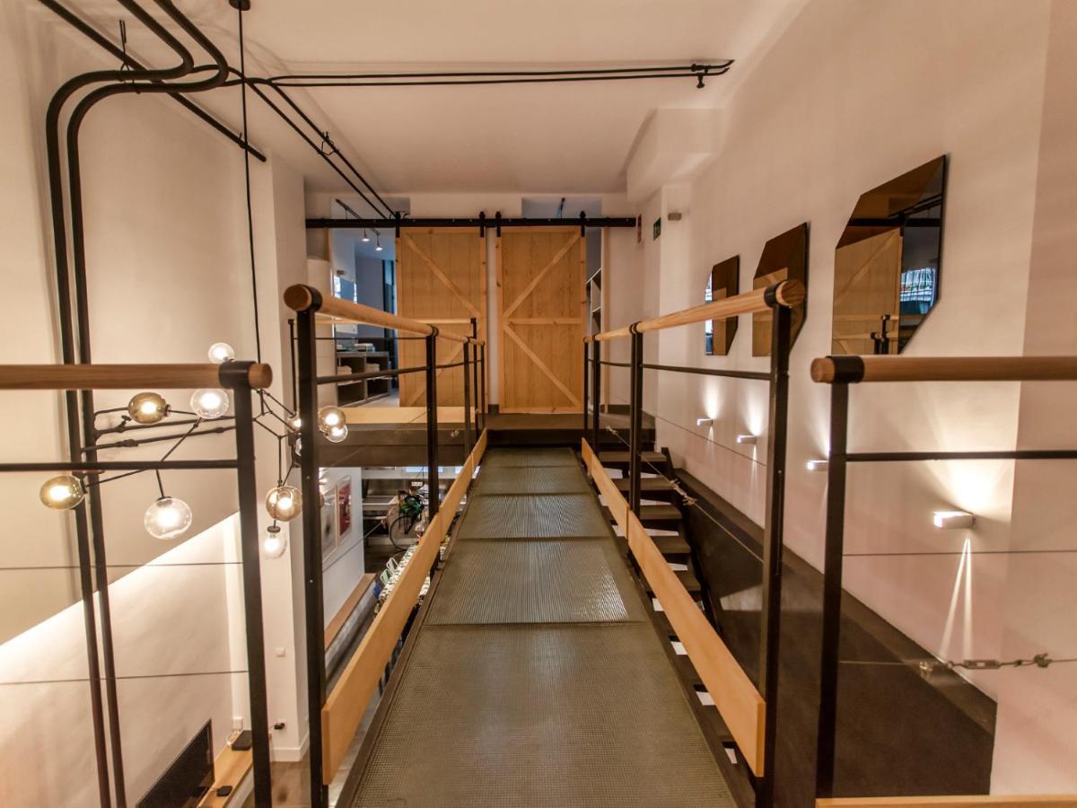 Lujoso Loft De 2 Plantas Junto Al Palacio Real De Apartamento *